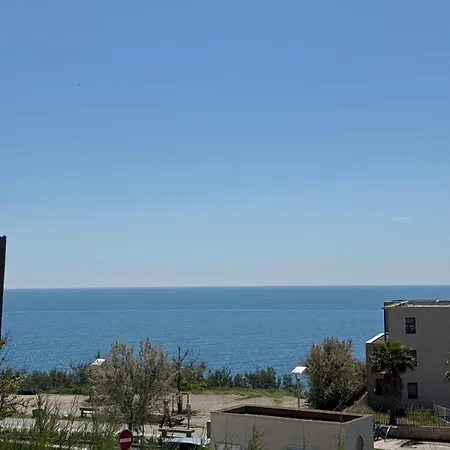 Les Ondines A * Sete